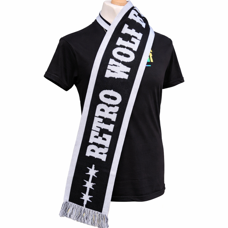RETRO WOLF SCARF