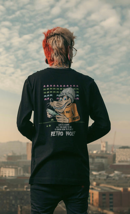 SPACE INVADERS RETRO WOLF LONG SLEEVE TEE